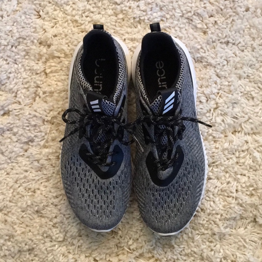 Adidas Alpha Bounce Tennis Shoes - Sz 8